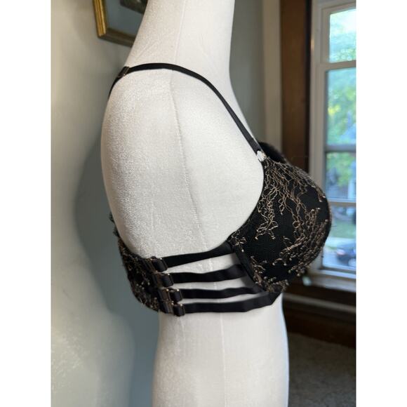 Victoria’s Secret Very Sexy Push-Up Bra 36C Black Beige Lace Strappy Back Sexy - Picture 3 of 7